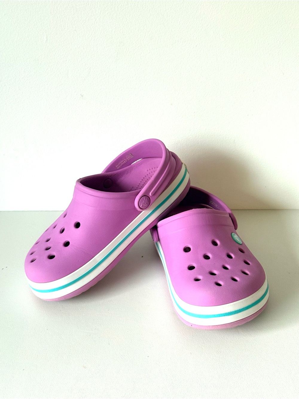CROCS Big Kids Classic Crocband™ Clog with Back Strap Sporty Slip-ons J2